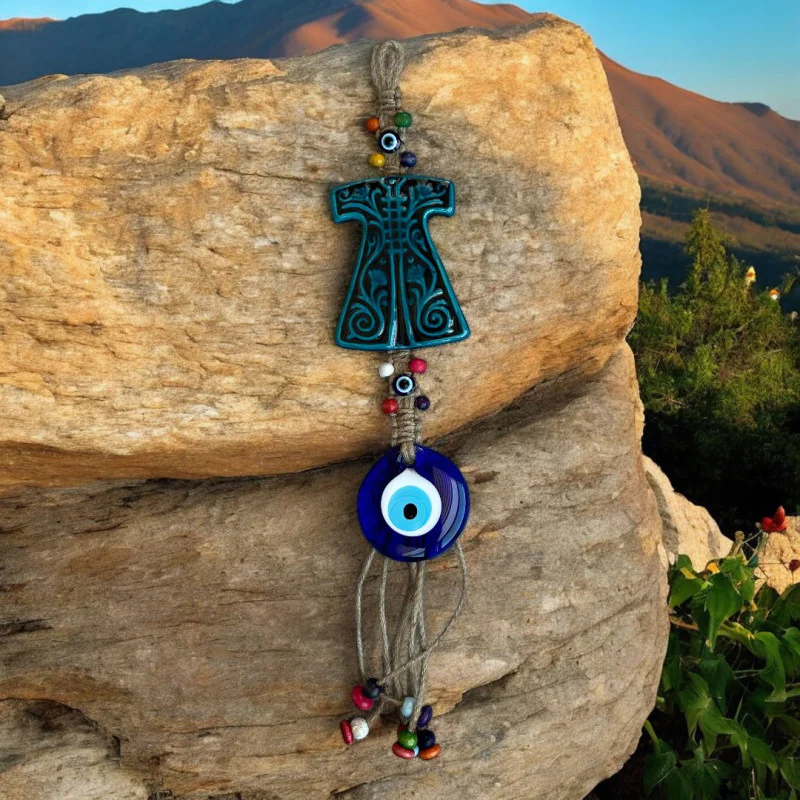 Nazar Boncuklu Seramik Kaftan Duvar Süsü El İşi 40 cm Nazar Boncuklu Seramik Kaftan Duvar Süsü El İşi 40 cm