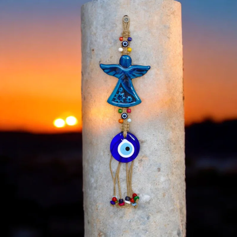 Melek Desenli Nazar Boncuğu Seramik Duvar Süsü 40 cm Melek Desenli Nazar Boncuğu Seramik Duvar Süsü 40 cm
