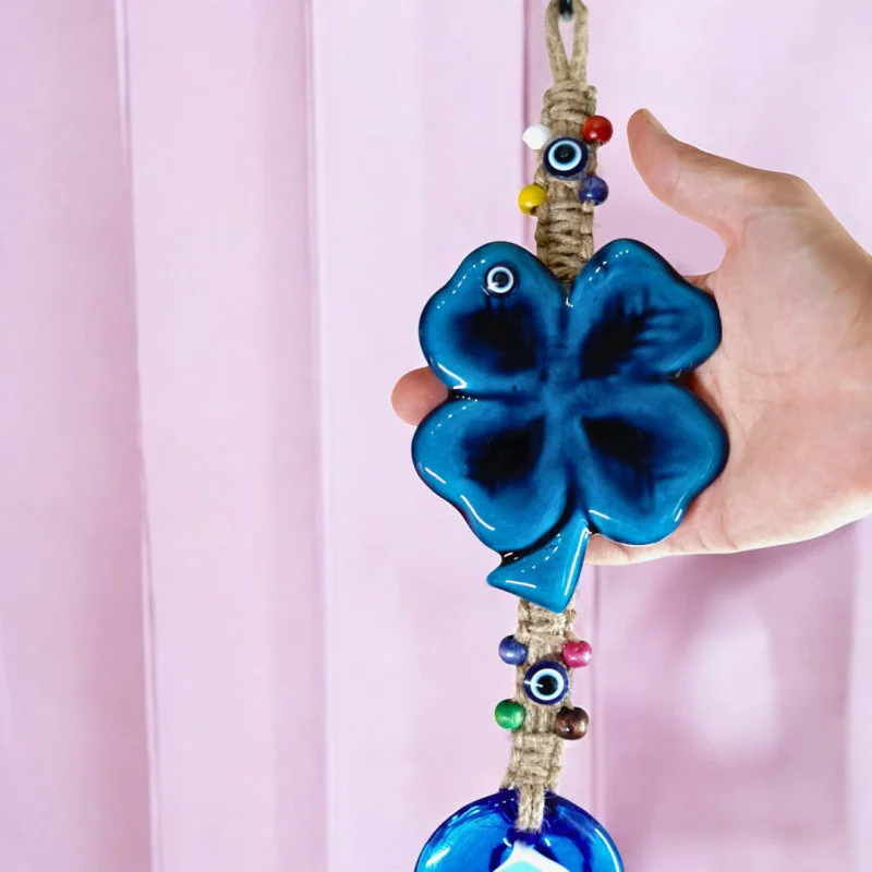 Dört Yapraklı Yonca Makrome El Örgüsü Nazar Boncuğu 40 cm Dört Yapraklı Yonca Makrome El Örgüsü Nazar Boncuğu 40 cm