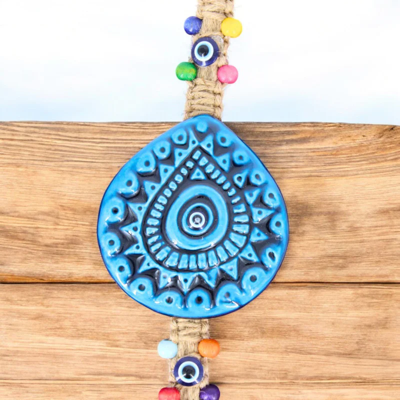 Damla Desenli Nazar Boncuğu Seramik Duvar Süsü 40 cm Damla Desenli Nazar Boncuğu Seramik Duvar Süsü 40 cm