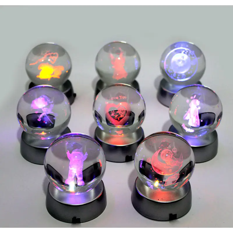 Ledli İçi Figürlü Kristal Küre ALK1240 Ledli İçi Figürlü Kristal Küre ALK1240