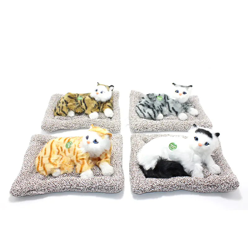 Yastıkta Uzanan Ses Çıkaran Kedi Peluş Alk1053 Yastıkta Uzanan Ses Çıkaran Kedi Peluş Alk1053
